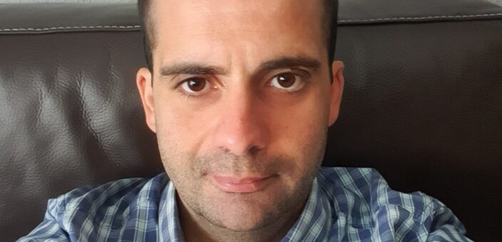 HELLIQ Subscriber 14: Javier Hilario